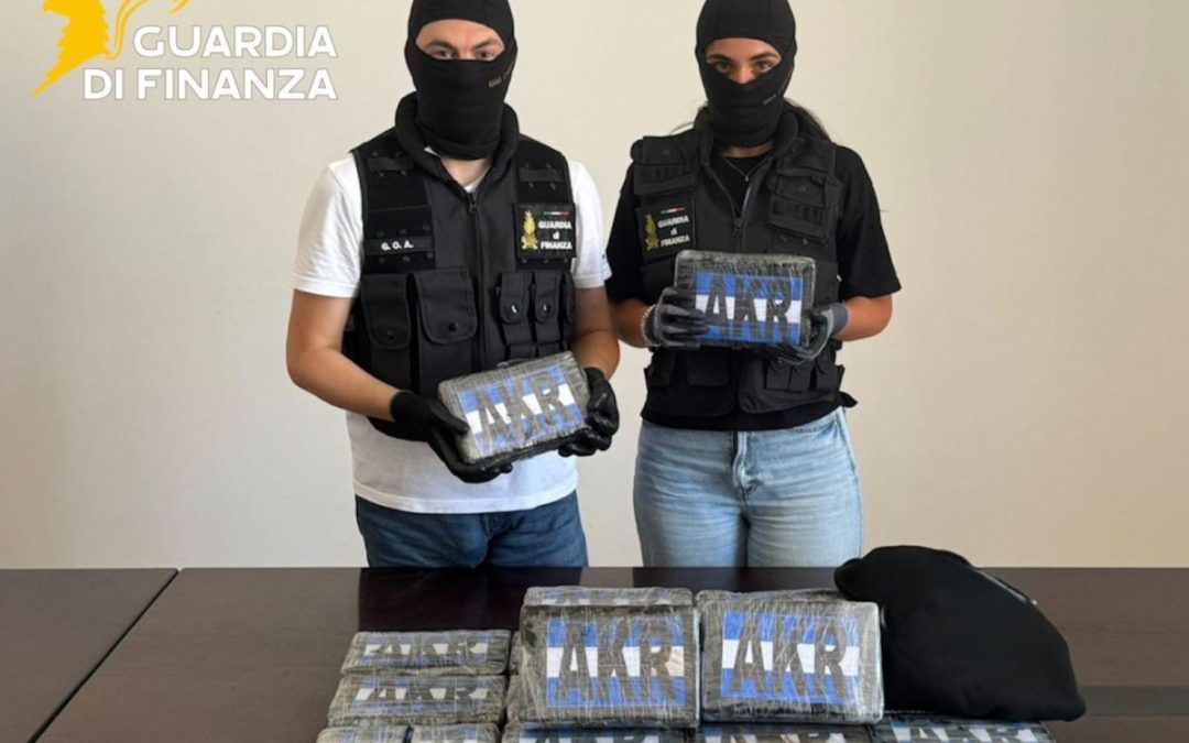 Sequestrati a Catania 24 kg di cocaina, arrestato un corriere