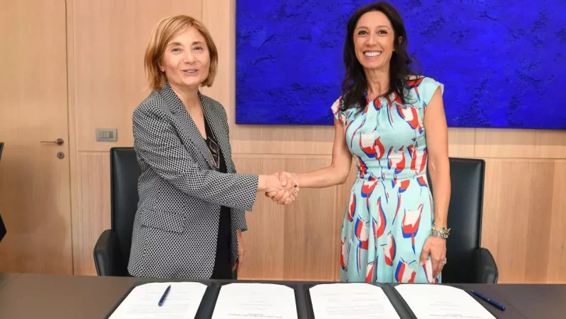 BEI e Banca Ifis sostengono le farmacie italiane con 200 milioni