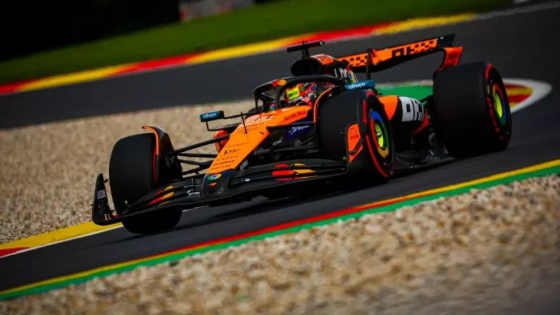 In Belgio Piastri conquista la pole per la sprint race, 4° Leclerc