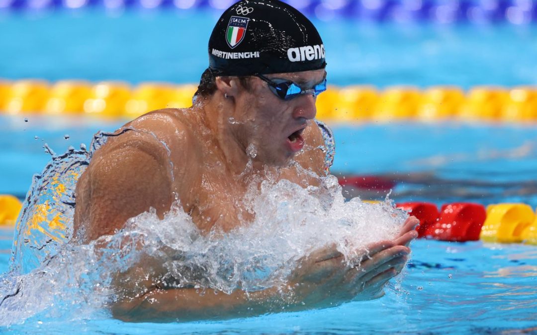 Martinenghi d’argento nei 100 rana ai Mondiali di nuoto a Singapore, bronzo Ceccon nei 50 farfalla