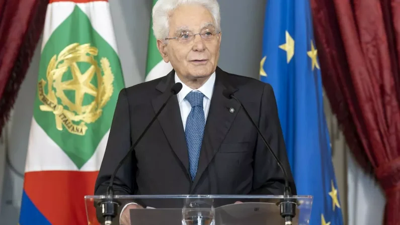 Mattarella “Russia ha cancellato l’equilibrio della pace”