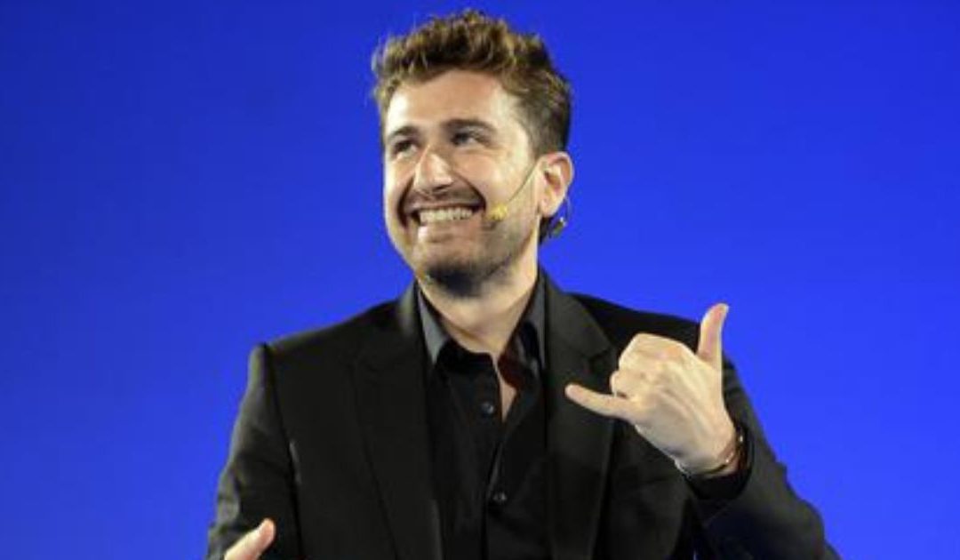 Alessandro Siani in scena