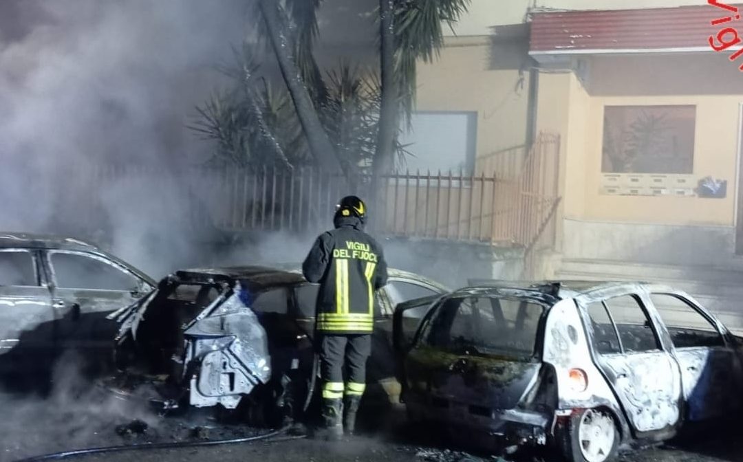 Lamezia Terme, 27 reati in una sola notte: arrestato minorenne