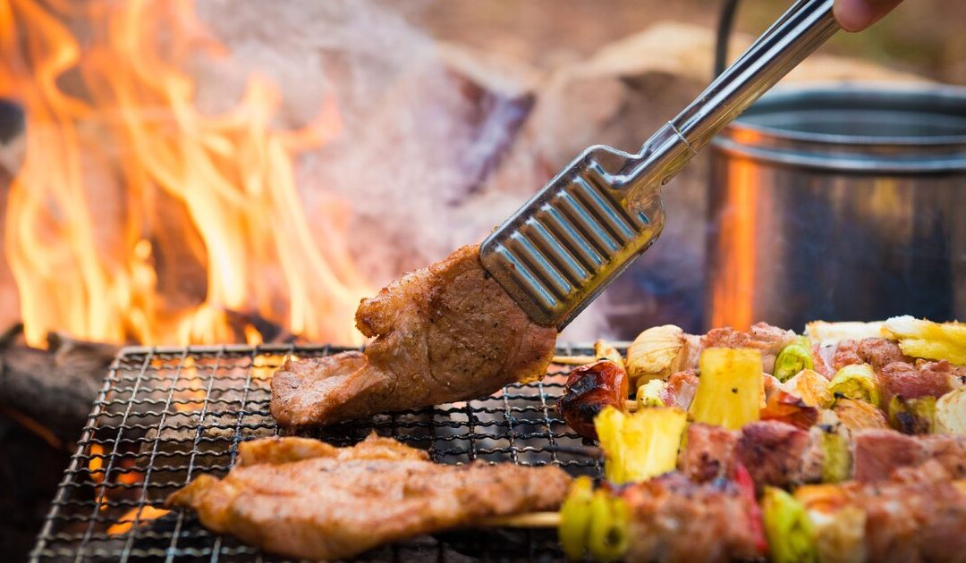 Bisceglie, fiamme dal barbecue: due fratelli ustionati gravemente