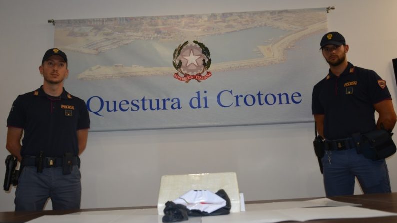 Crotone, arrestato corriere della droga reggino in trasferta