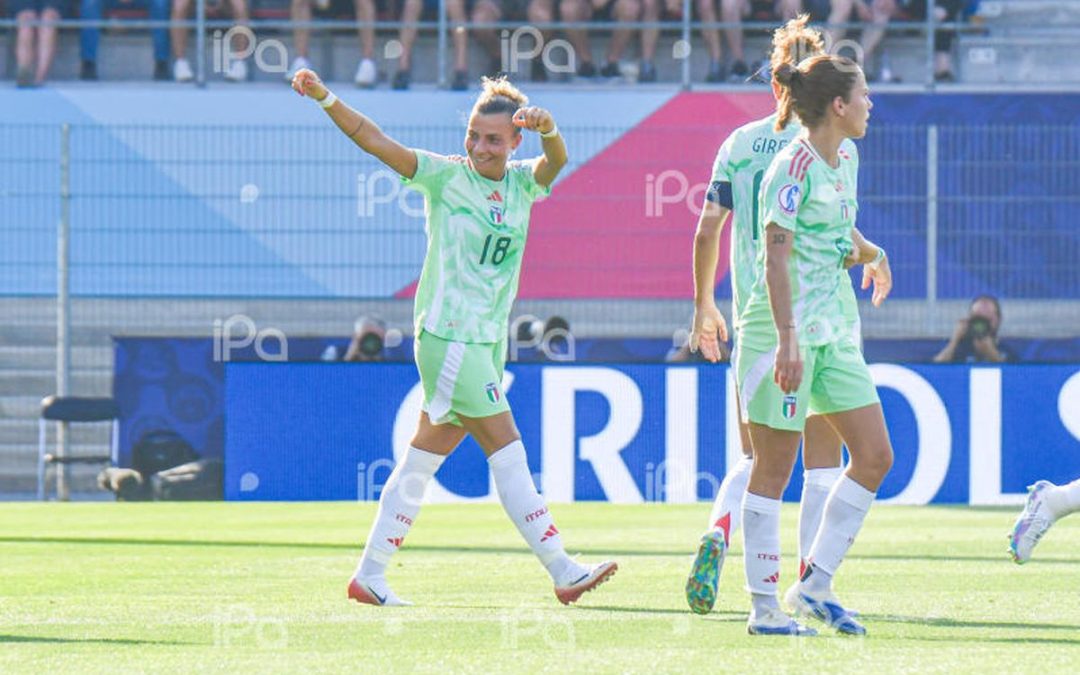Europei femminili, vittoria all’esordio per l’Italia: Caruso decisiva nell’1-0 al Belgio