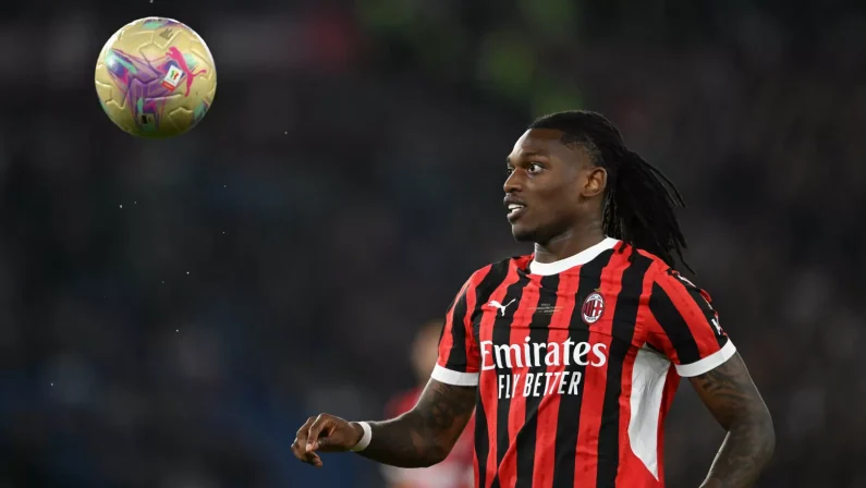 Poker del Milan al Liverpool, Leao gol e dedica a Diogo Jota