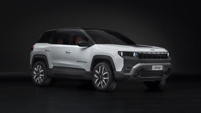 Jeep Compass 4×4, nuovi interni e potenza Trail-Rated