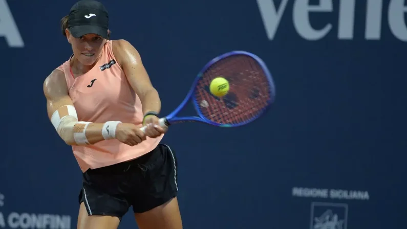 Tennis, Wta Palermo: la 19enne Quevedo vola ai quarti di finale