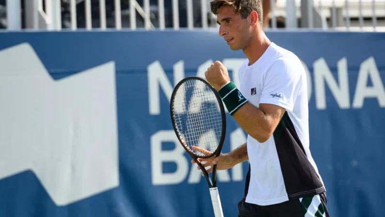 Tennis, Masters 1000 Toronto: Gigante vince in rimonta, Bellucci si ritira