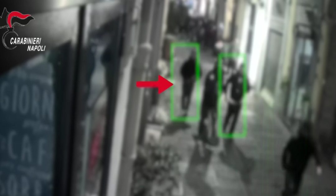 Napoli, studente pestato per avere la fila al bagno: 3 arresti