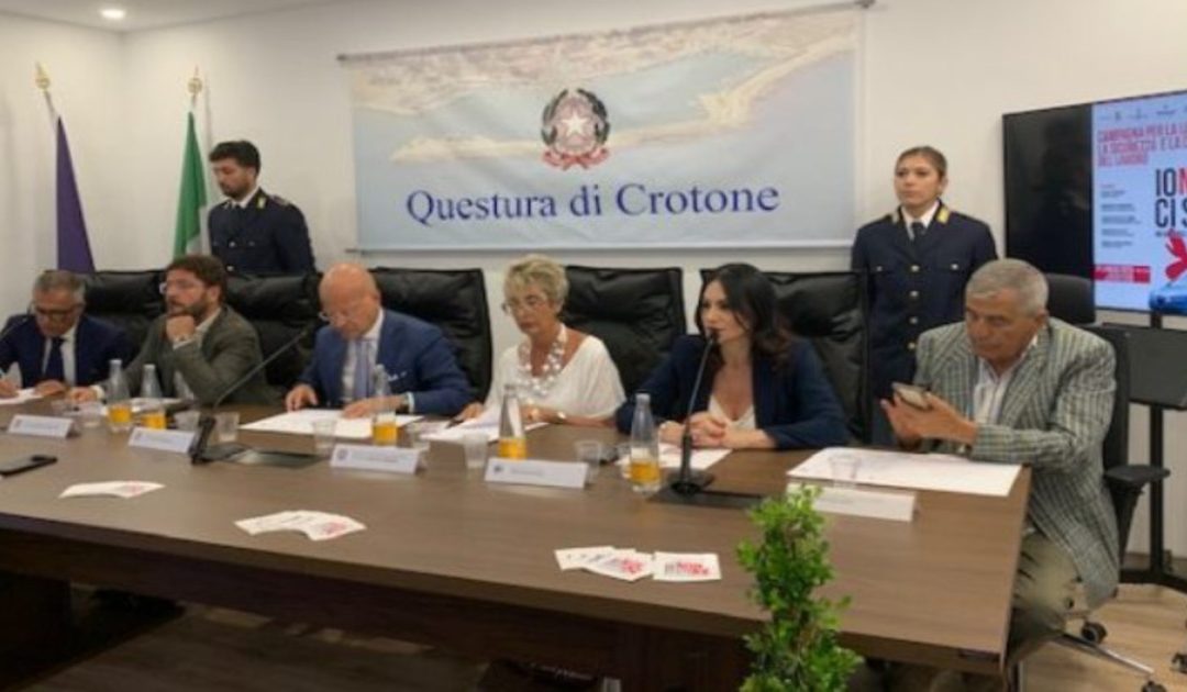 La firma del patto antiracket in Questura