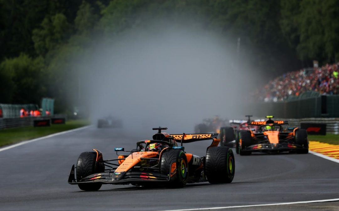Piastri vince il Gp del Belgio davanti a Norris, Leclerc torna sul podio