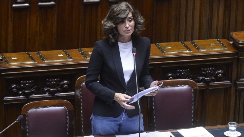Università, Bernini “9,4 mld per il Fondo di Finanziamento Ordinario”