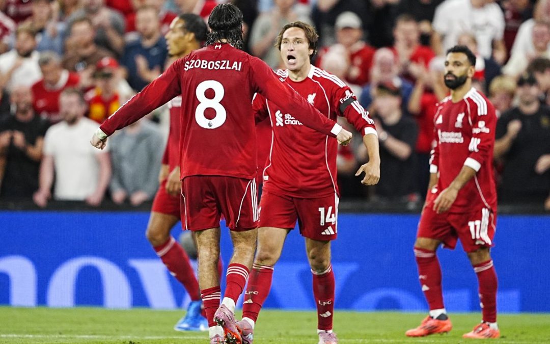 Ad Anfield omaggio a Jota e Chiesa-gol, Liverpool-Bournemouth 4-2