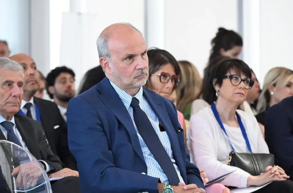 Vaccini, Schillaci revoca le nomine del gruppo NITAG