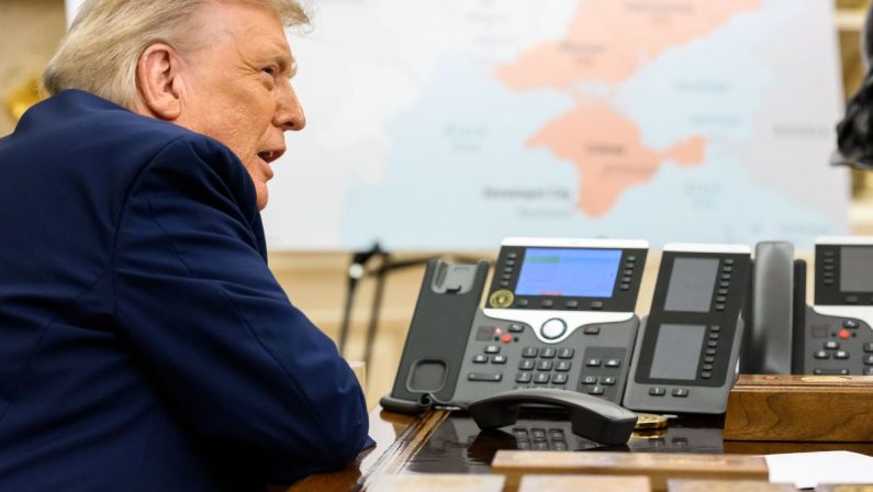 Ucraina, Trump “Impossibile vincere senza contrattaccare”