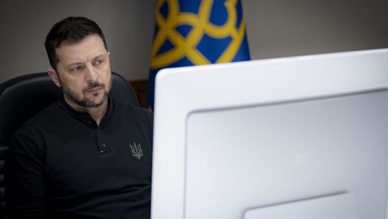 Ucraina, Zelensky incontra Rutte “Garantire sicurezza”