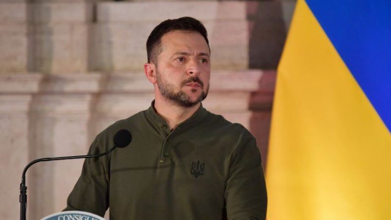 Zelensky “La Russia non dimostra alcuna intenzione di pace”