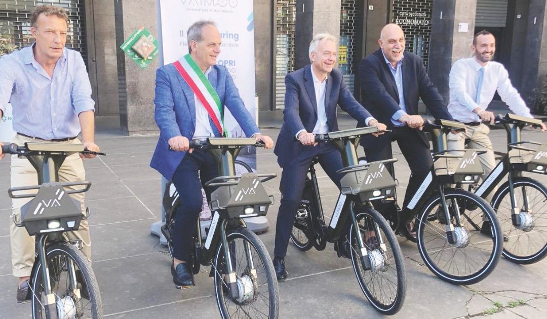 L’inaugurazione del servizio in piazza dei Bruzi