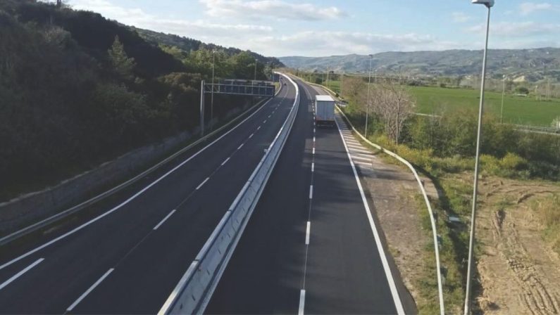In Basilicata il primato dei cantieri fermi