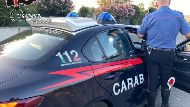 Reggio Calabria, sorpreso con hashish nell’androne di un palazzo: un arrestato