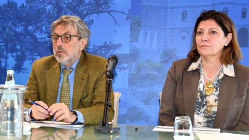 Dopo le dimissioni di Occhiuto ecco chi resta a governare la sanità in Calabria