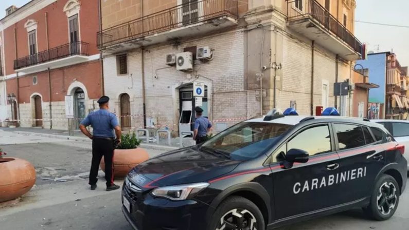 Stornara (Foggia), esplode l'unico bancomat. Appello del sindaco