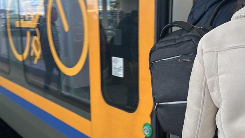 Estate e ritorni: studenti cosentini tra partenze necessarie e rientri consapevoli