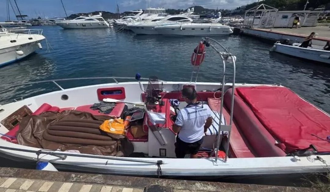 Ischia, sperona acquascooter della Polizia: arrestato 37enne