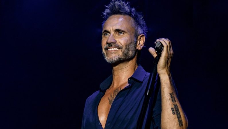 Nek si racconta prima del concerto di Acri: «Sul palco mi sento a casa»