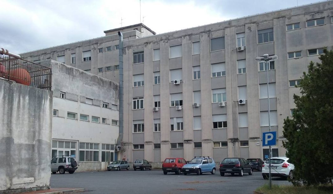 Praia a Mare, donna ferita e soccorsi in ritardo in ospedale la portano dei cittadini con un furgone