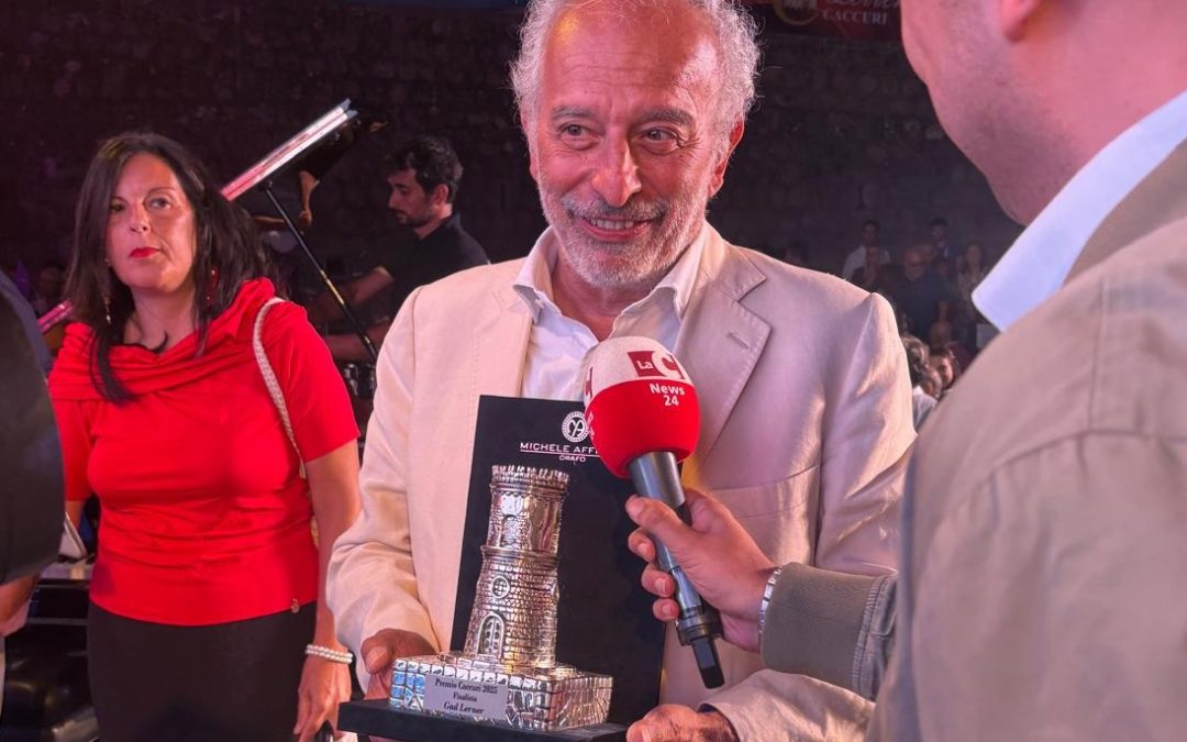 La consegna del premio