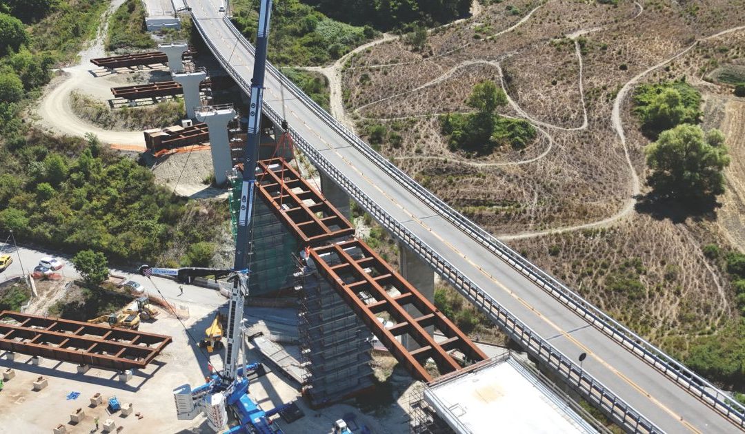 Potenza- Sicignano, issate tre nuove campate sul Raccordo