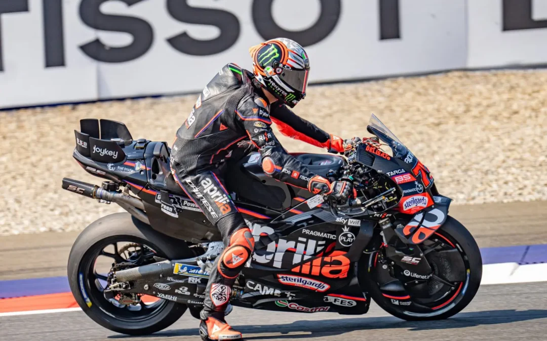 Bezzecchi conquista la pole in Austria, dietro A. Marquez e Bagnaia