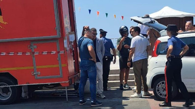 Botulino a Diamante, il Food Truck diventata meta di turisti: sarà spostato