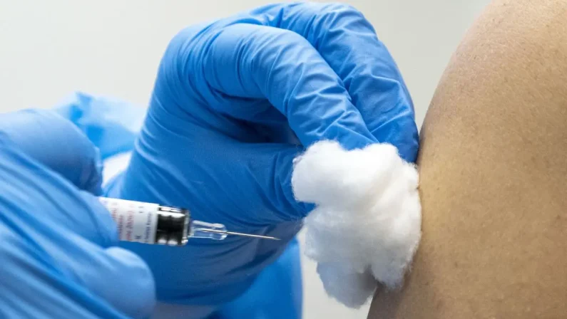 AIFA ed EMA autorizzano 11 vaccini antinfluenzali per la stagione 2025-2026