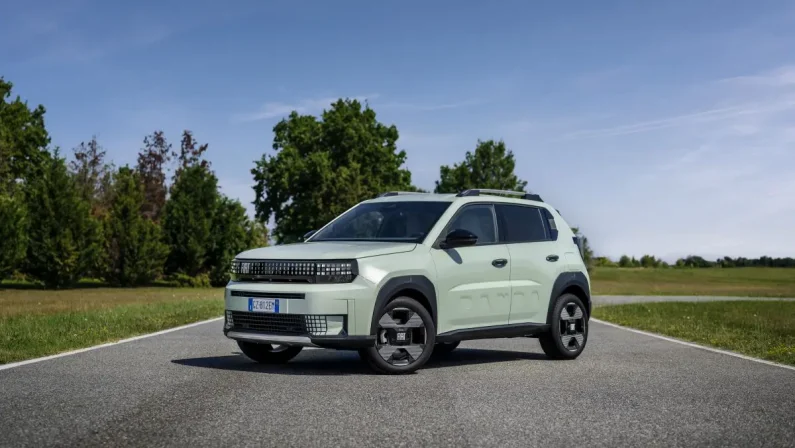 Fiat presenta la Grande Panda a benzina