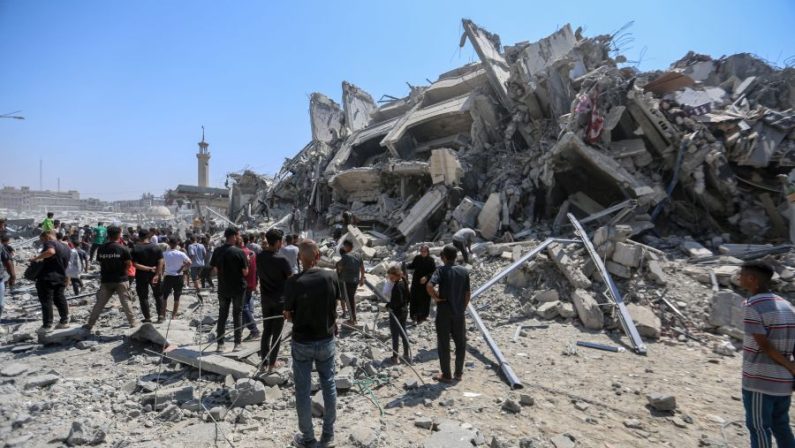 Idf “Colpito grattacielo a Gaza, era punto di osservazione di Hamas”