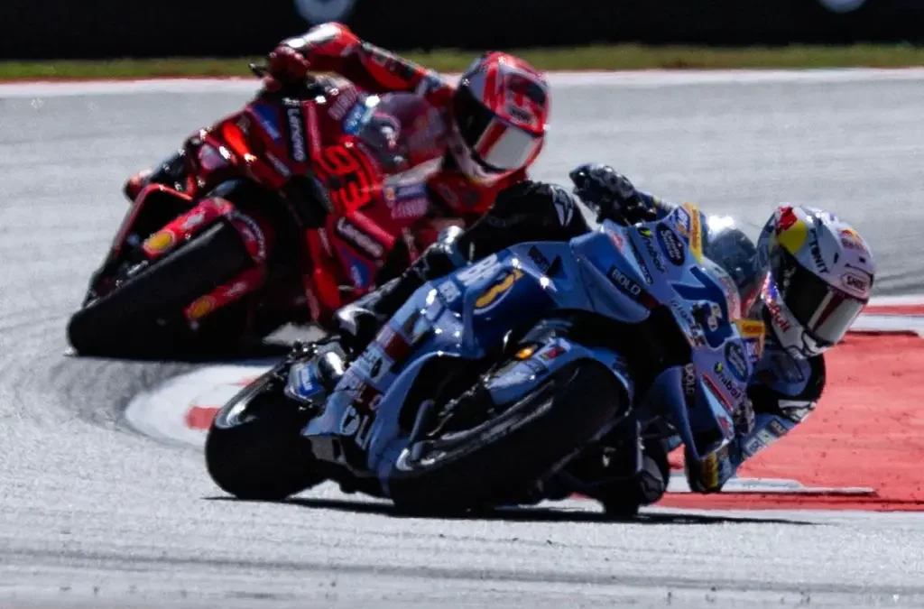 Alex Marquez vince il Gp di Catalunya davanti al fratello Marc, Bagnaia settimo