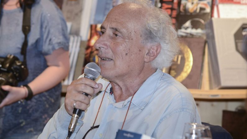 E’ morto lo scrittore Stefano Benni