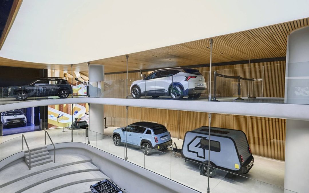 Le dèfilè renault the carwalk, il nuovo spazio sugli Champs-E’lysèes