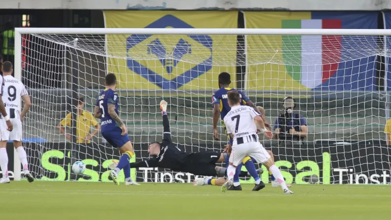 Orban replica a Conceiçao, Verona-Juventus 1-1