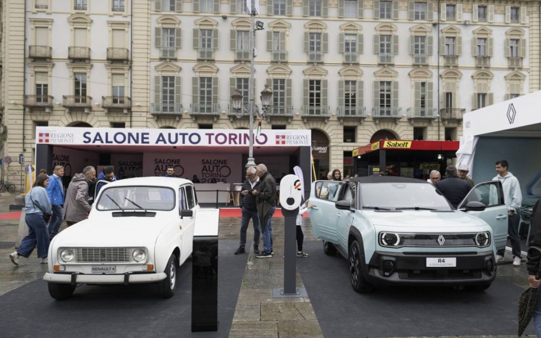 Renault 4, la leggenda si rinnova al Salone Auto Torino