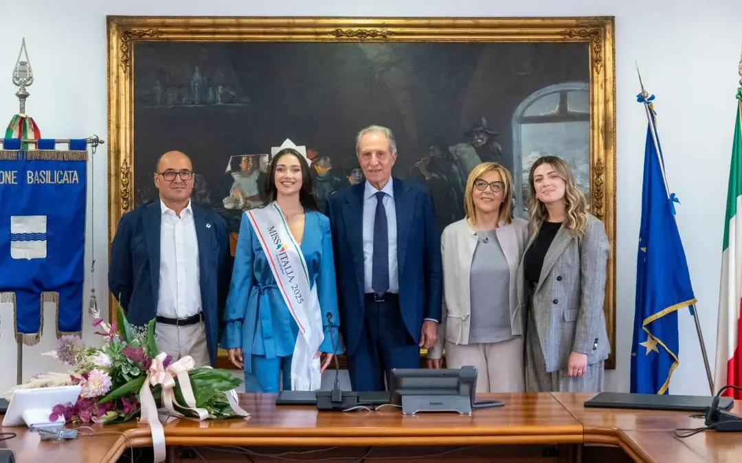 Miss Italia accolta dal presidente della Regione Basilicata Vito Bardi