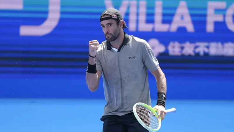 Berrettini ritrova la vittoria dopo oltre 4 mesi, battuto Munar all’esordio all’Atp 500 di Tokyo