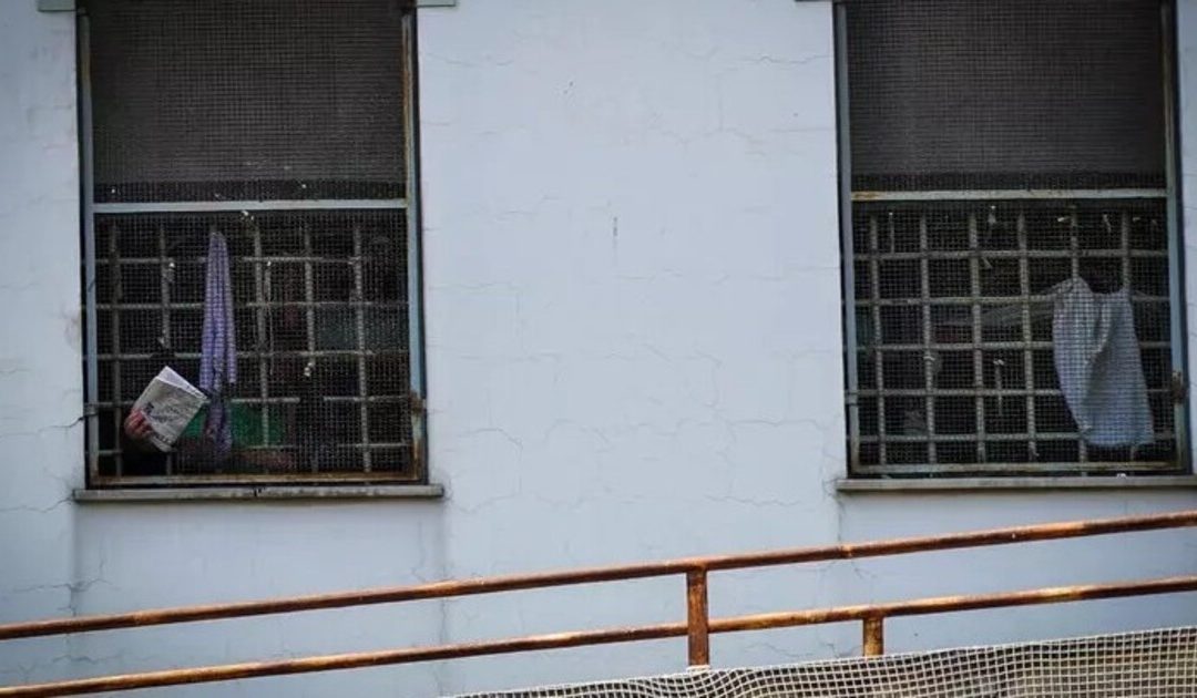 Detenuto tenta estorsione in videochiamata dal carcere