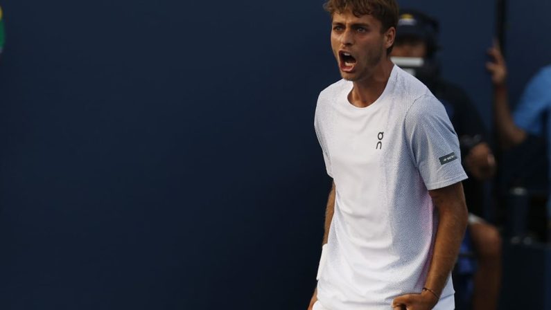 Esordio positivo per Cobolli e Paolini a Pechino, Berrettini fuori a Tokyo per mano di Ruud