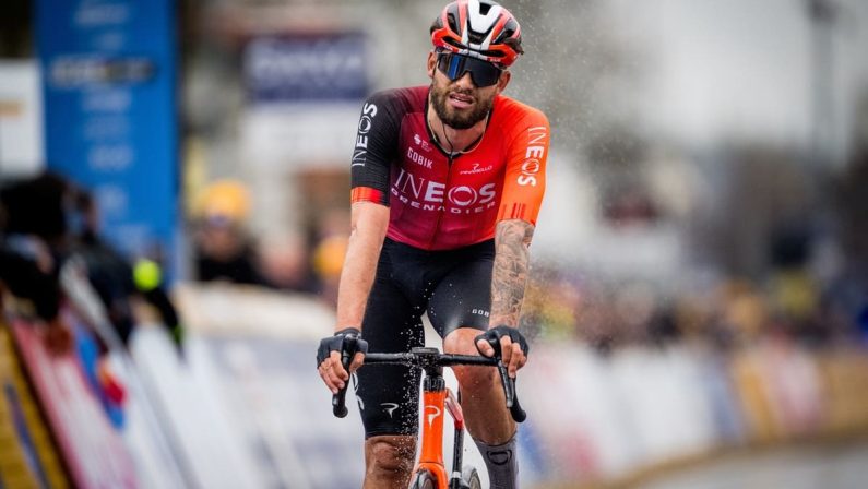 Super Filippo Ganna alla Vuelta, sua la cronometro della 18esima tappa. Vingegaard sempre in rosso