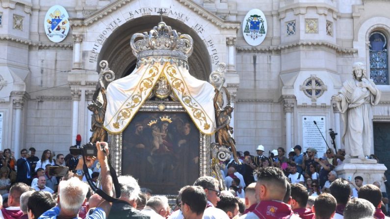 Reggio abbraccia la Dolce Madre, la Patrona